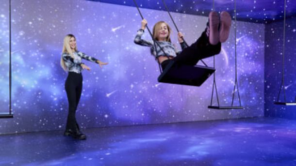 A Milano è 'Space mania': la spettacolare mostra immersiva prorogata fino a settembre 2025